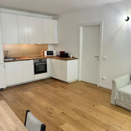 3 Bedrooms Flat Fully Equipped With Pool & Tennis Μιλάνο