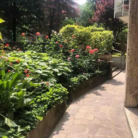 3 Bedrooms Flat Fully Equipped With Pool & Tennis Μιλάνο